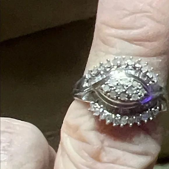 Elegant Silver Women's Diamond Ring